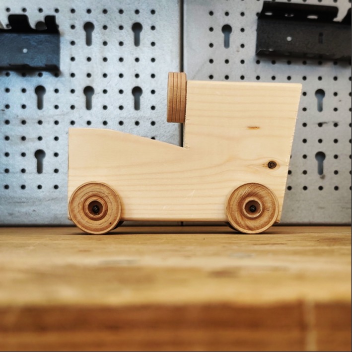 Holz Junior VI: Traktor (im November)